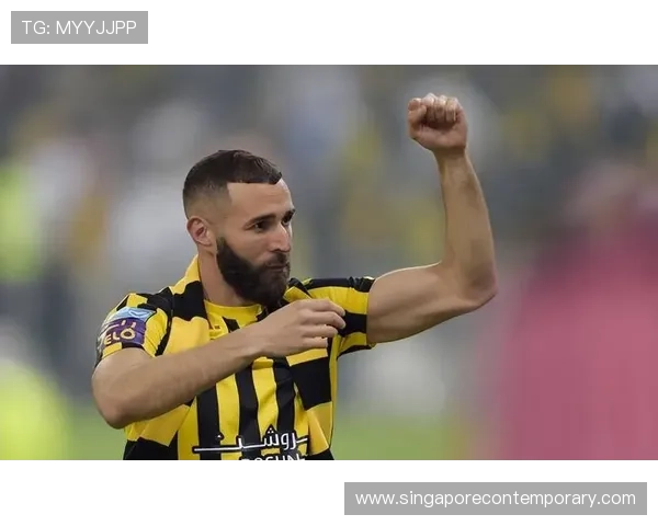 吉达联合尝试续约38岁本泽马