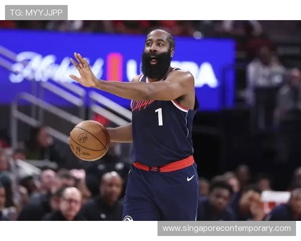 骑士15战13胜哈登三节16+9领衔北伐